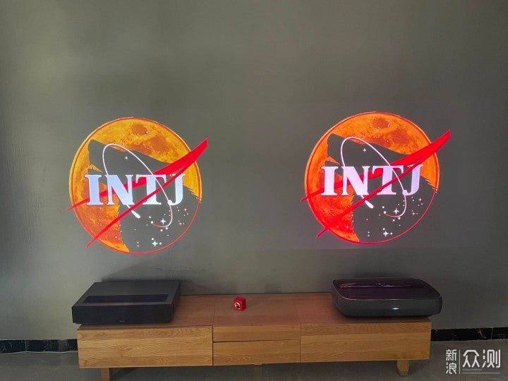 Fengmi T1 vs Hisense 88L9F