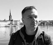 Deeper Blacks for Front Projection — @LaurentWillen.be